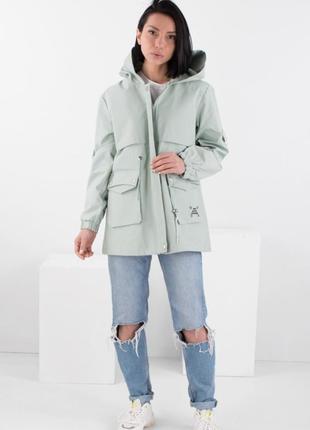 Курточка жіноча куртка вітровка легка весняна