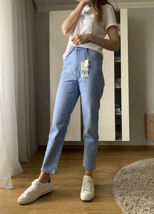 Джинси zara