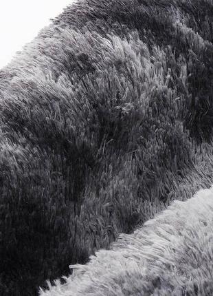 Круглый прикроватный коврик для ног травка 100 см ковер пушистый с длинным ворсом меховой темно серый3 фото