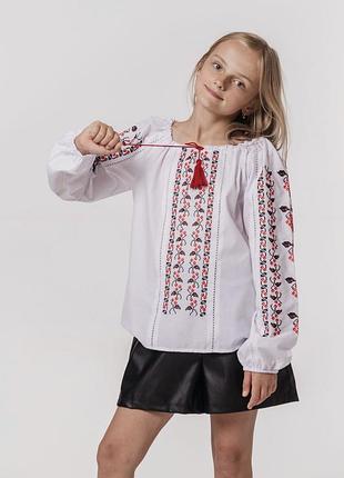 Вишиванка калина з мереживом