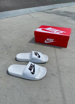 Чоловічі літні білі з чорним шльопанці nike slides logo 🆕 чоловічі капці найк3 фото