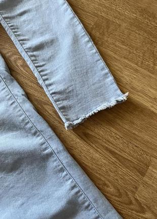 Голубые легкие скинни джинсы джеггинсы reserved4 фото