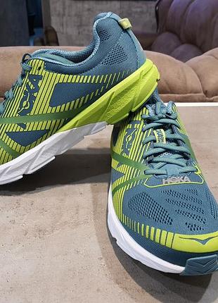 Беговые шоссейные  кроссовки hoka one one tracer 2