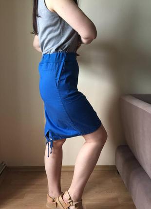Летняя яркая ультрамариновая юбка с завязками made in italy2 фото
