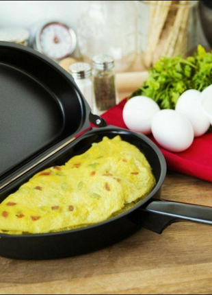 Двойная сковорода для омлета антипригарная folding omelette pan