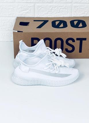 Кросівки чоловічі adidas yeezy boost 350 white кросівки адідас ізі буст 350