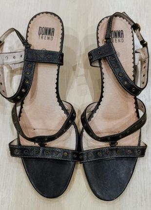 Шикарні трендові босоніжки, сандалі туфлі donna trend (італія)