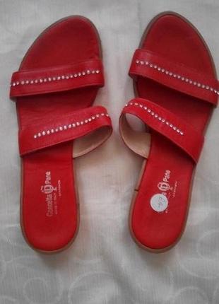 Коралловые шлепанцы кожаные италия 39-40