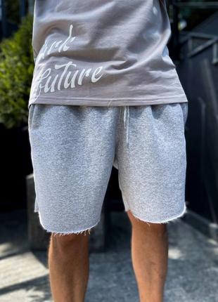 Светло серые мужские шорты трикотажные оверсайз до колена с молнией на карманах, легкие шорты8 фото