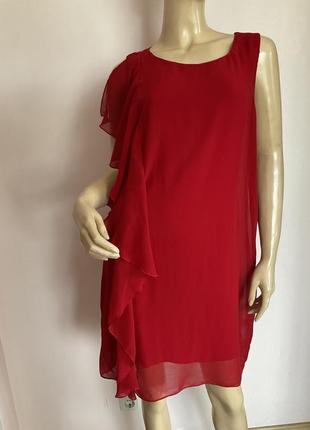 Червоне елегантне плаття/l/ brend naf& naf