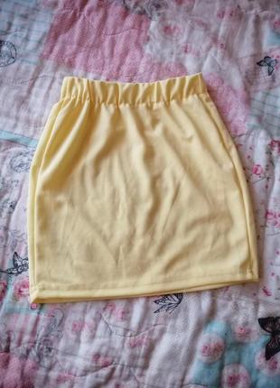 Желтая мини юбка от английского бренда boohoo4 фото