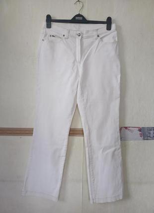 Белые джинсы р.402 фото