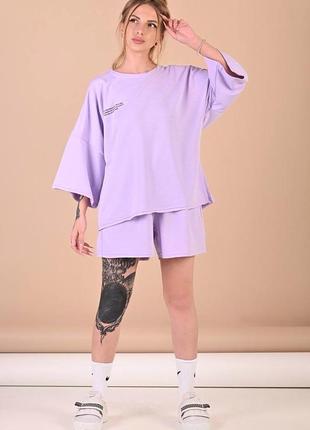 Костюм жіночий