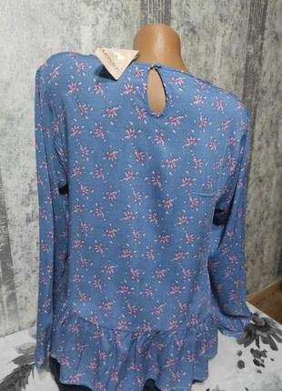 Блуза з рюшами4 фото
