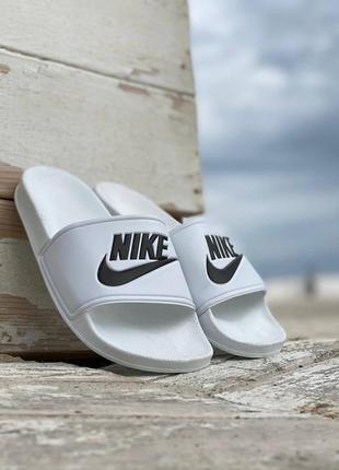 Чоловічі шльопанці nike білі