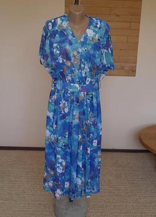 Плаття в ретро стилі    без бірок на розмір 52+ h.stoler