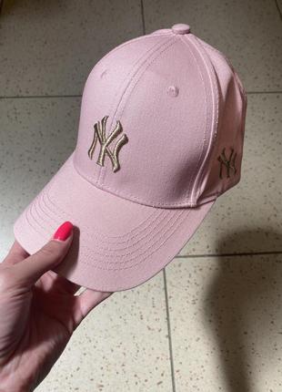 Рожева кепка ny