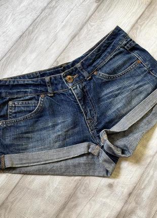 Короткі джинсові шорти divided2 фото