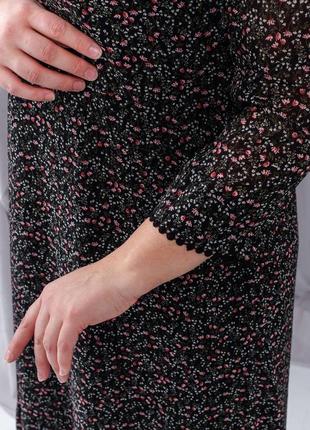 Квіткове шифонова чорне жіноче плаття максі довжини з рюшами, прямого крою 50, 52, 54, 563 фото