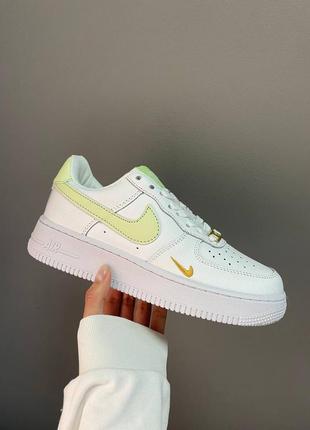Nike force essential white green, кроссовки найк белые2 фото