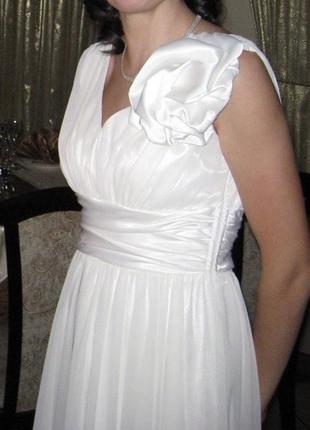 Вишукана вечірня сукня на випускний6 фото