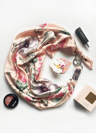 Дизайнерский платок "розовый десерт" коллекция vip от бренда my scarf, подарок женщине, украшен аметистом!4 фото
