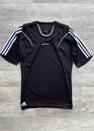 Adidas футболка фирменная