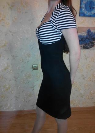 Черное полосатое летнее платье от bonprix
