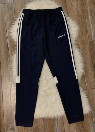 Спортивні штани adidas