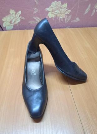 Туфли кожаные женские 40 р.стелька 26 см3 фото