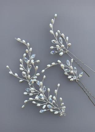 Гілочка та шпильки в зачіску, весільні прикраси в зачіску нареченої з натуральними перлами3 фото