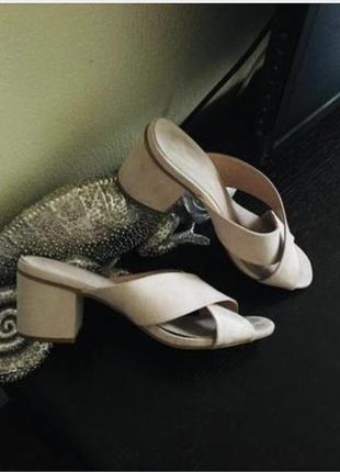 Босоніжки пудра на повну ніжку