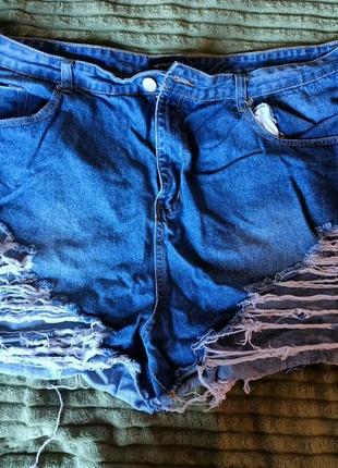 Шорты рваные батал