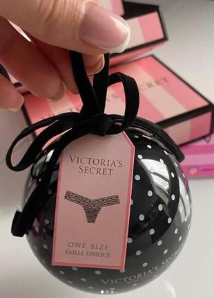 Подарунковий набір трусики в кулі victoria's secret3 фото