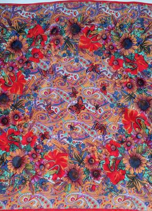 Шелковый арт-платок в красный цветочный принт(88 см на 85см)2 фото