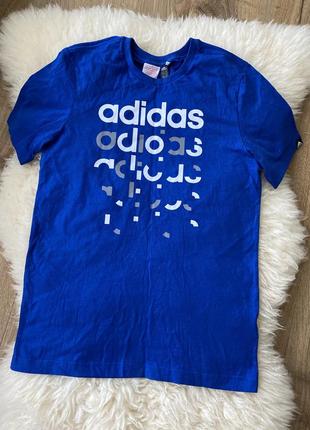 Футболка adidas