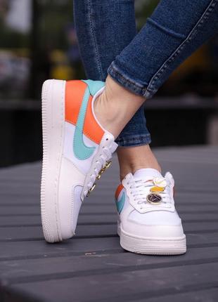 Женские кожаные кроссовки nike air force 1 low se white/orange#найк8 фото