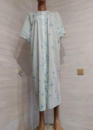 Красивая ночная рубашка халатиком,-на пуговках