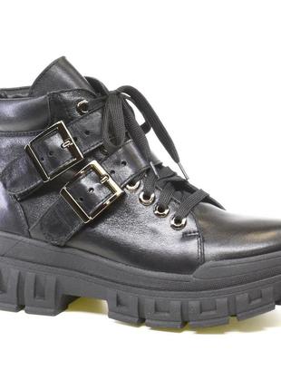 Женские повседневные ботинки selesta код: 013474, последний размер: 40