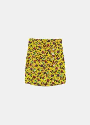 Спідниця в квітковий принт zara