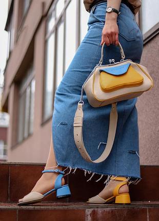 Дизайнерські босоніжки 33-423 фото