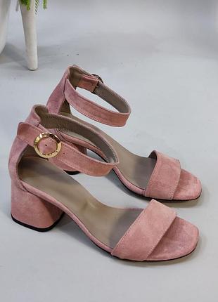 Босоніжки жіночі з натуральної італійської замші