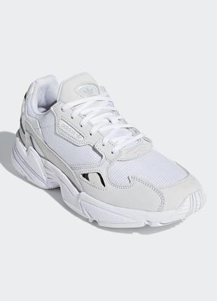 Кросівки жіночі adidas skin falcon b28128