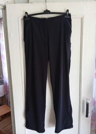 Брюки спортивные