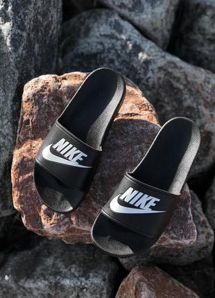 Жіночіі літні чорно-білі шльопанці nike slides logo 🆕 женские шлепанцы найк7 фото