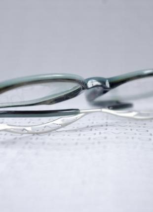 Оправа пустая прямоугольная с металлическими дужками маленький размер