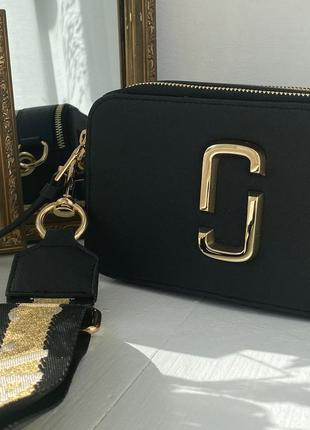 Marc jacobs the snapshot black gold трендова шикарна чорна золотиста сумочка марк джейкобс черная золотая сумка с ремешком новинка 2