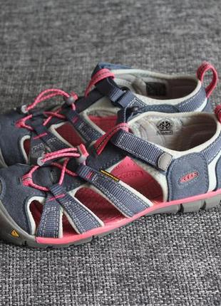 Босоніжки keen оригінал4 фото