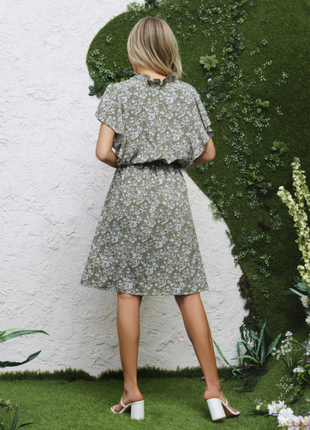 Платье миди ретро с рюшами и воланами принт цветы на резинке3 фото