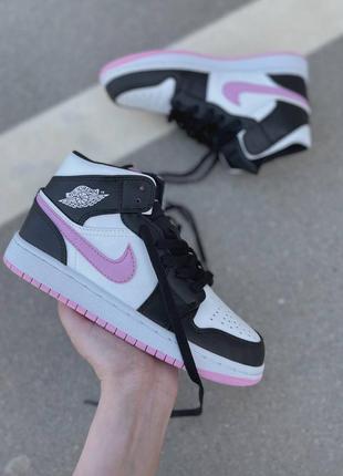 Nike air jordan white black pink новинка високі брендові кросівки найк джордан чорні рожеві весна літо осінь высокие кроссовки розовые черные белые3 фото